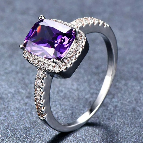 Purple Amethyst Rectangular Halo Silver Ring - Picture 2 of 3